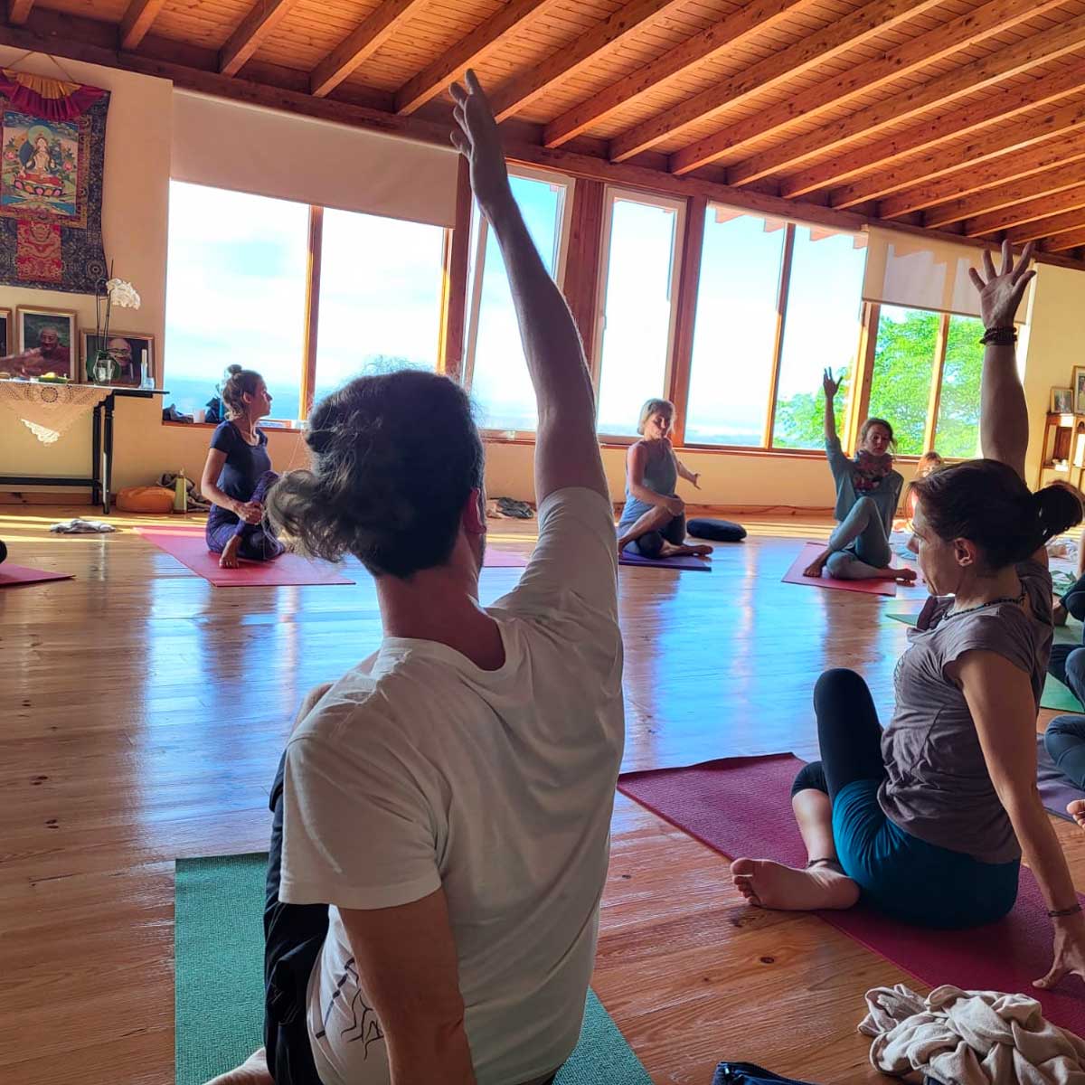 Ritiri di Yoga a Firenze con Flora Bisogno